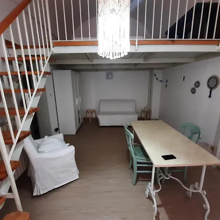 Dimora Almadia Bed and Breakfast *
