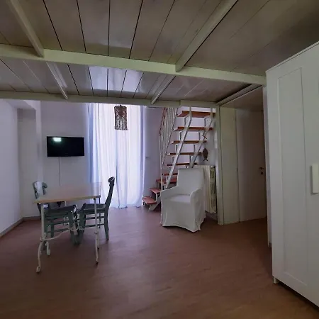 Dimora Almadia Bed and Breakfast *