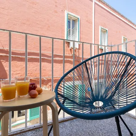 Dimora Almadia Bed & Breakfast 3*